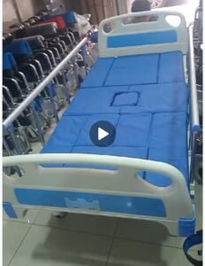 Cama clínica importada con sanitario electrónico y manual